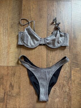 triangl swimwear Shimmer Silver Underwire Bikini Set